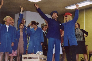 2004 LA FABRIQUE